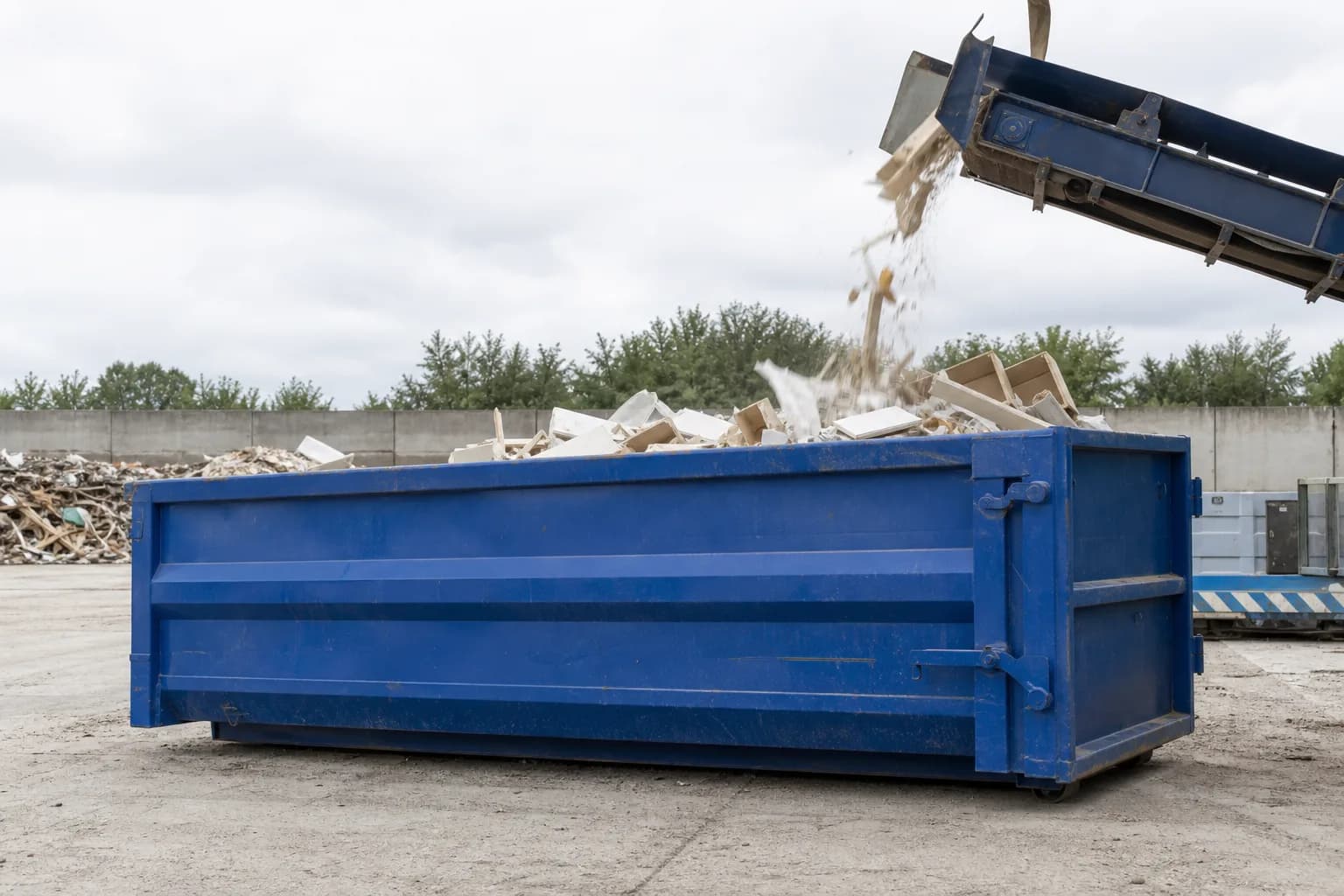 12 Yard Skip Hire from UK Skip Hire